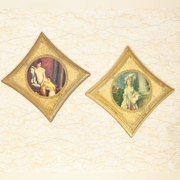 Vintage Florentine Gold Gilt Pair Female Portrait Wall Plaques Set Of 2 - Picture 1 of 11